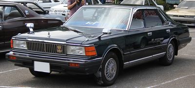 Автостекла Nissan Cedric 430 c установкой в Москве